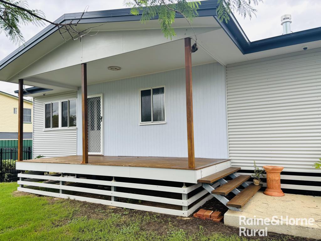 30 Charles St, Roma, QLD 4455