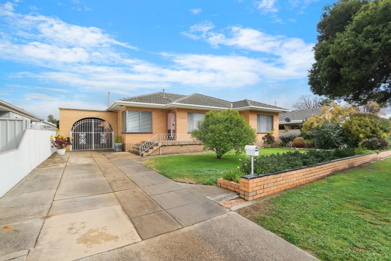 459 Prune St, Lavington, NSW 2641