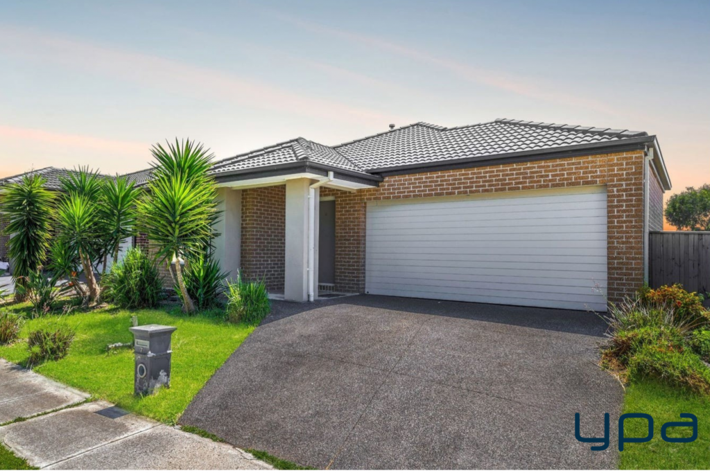 7 OSTEND CRES, POINT COOK, VIC 3030