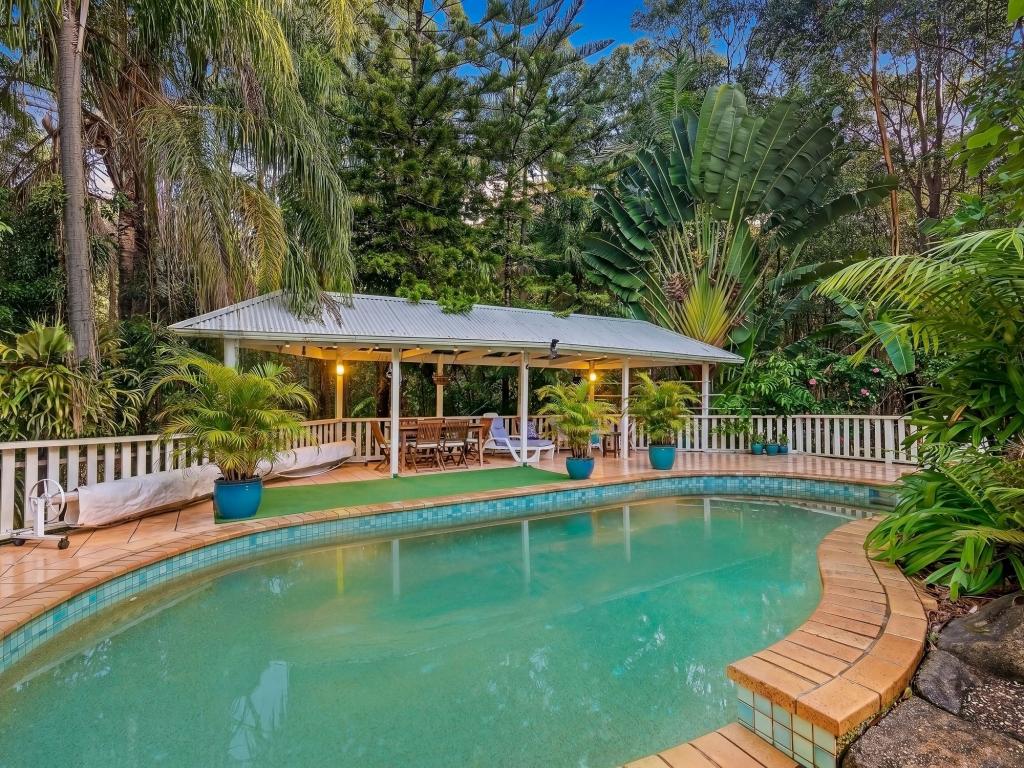 5 Yatama Pl, Currumbin Waters, QLD 4223