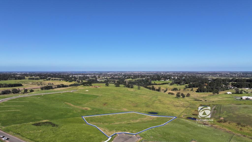 2 Dreier Cl, Wy Yung, VIC 3875