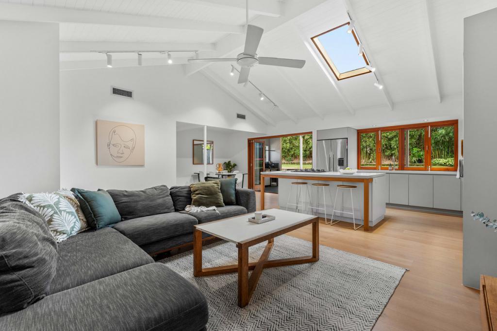 19 Cabernet Cres, Thornlands, QLD 4164