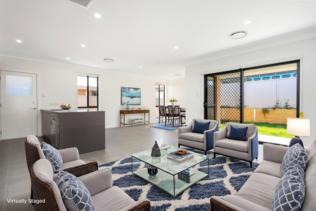 6 Beckhaus St, Gregory Hills, NSW 2557