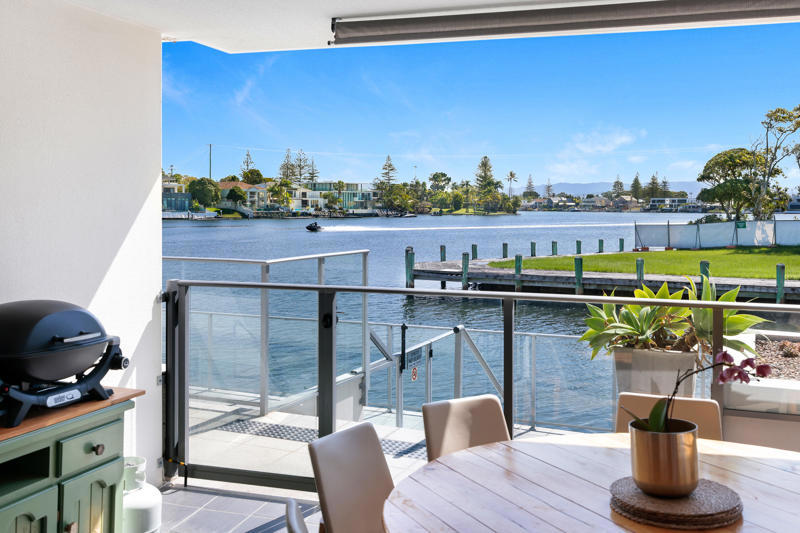 105/30-32 Paradise Island, Surfers Paradise, QLD 4217