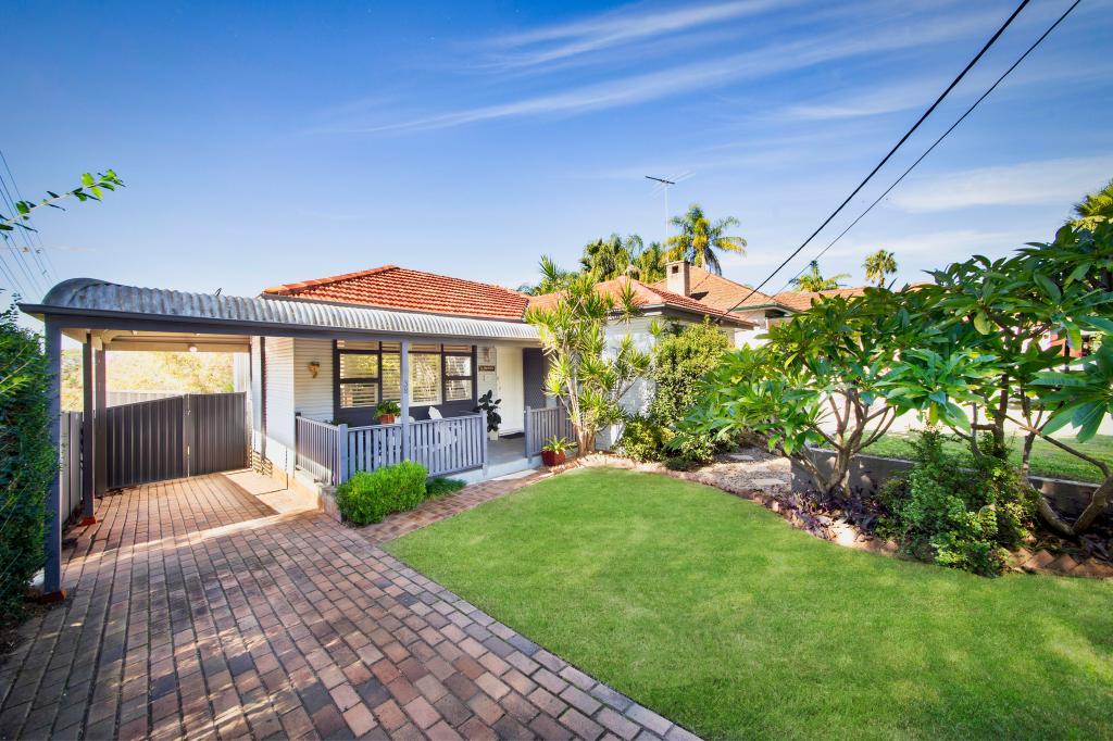 38 Toronto Pde, Sutherland, NSW 2232