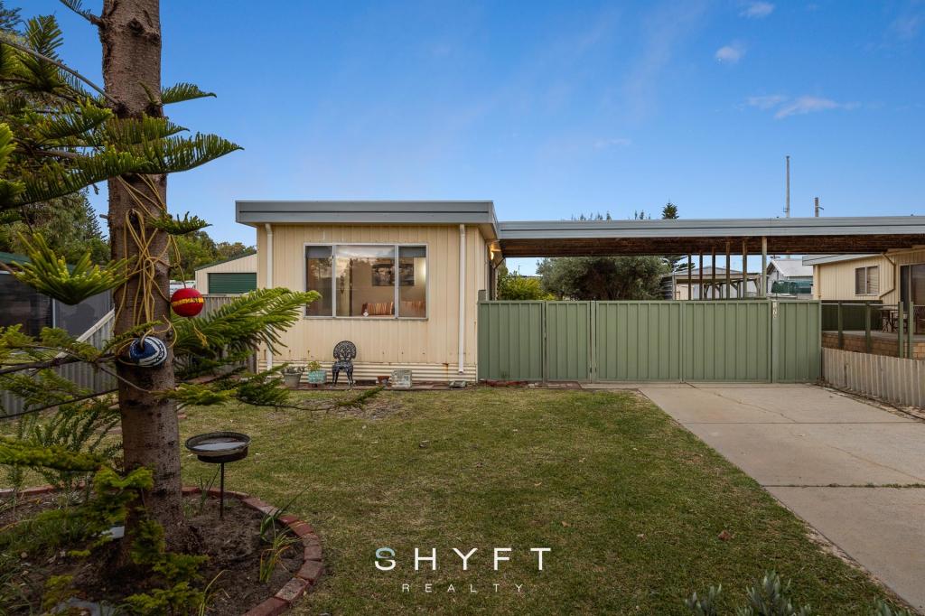 17a Walker Ave, Lancelin, WA 6044