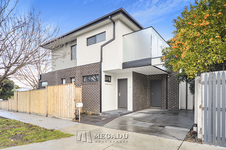 1a Palm St, Fairfield, VIC 3078