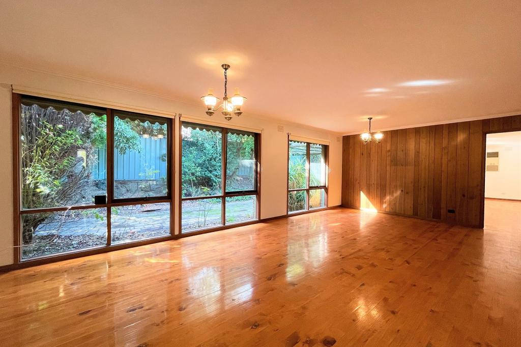 2 Braeside Dr, Doncaster, VIC 3108